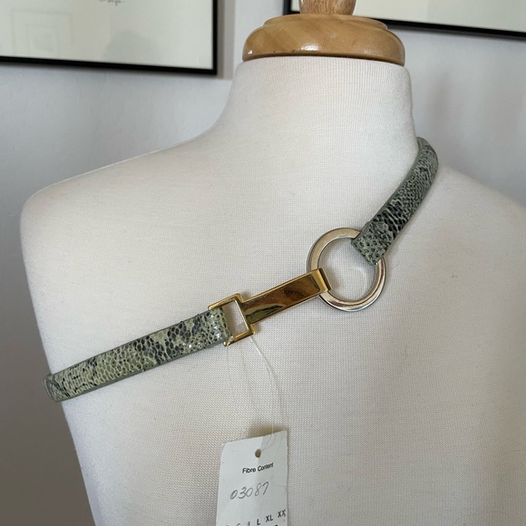 Belt - Picture 2 of 6